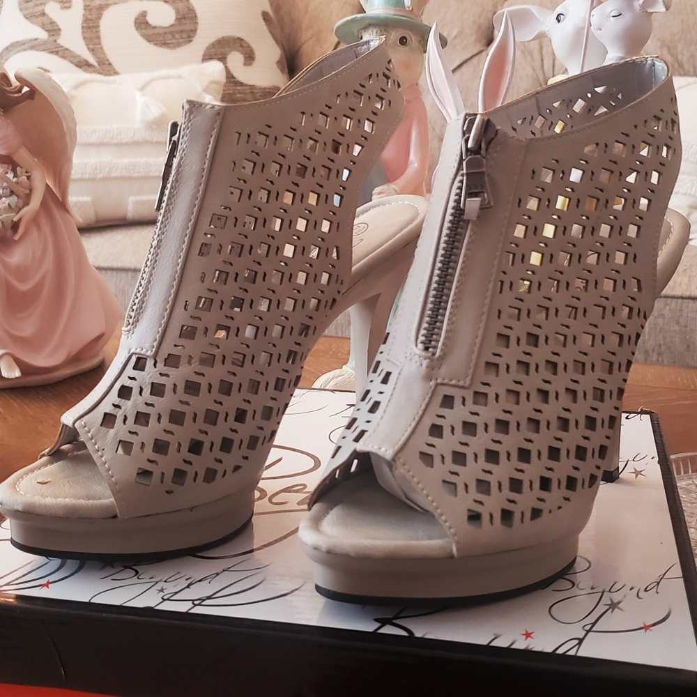 New Beyond High Heel Shoes